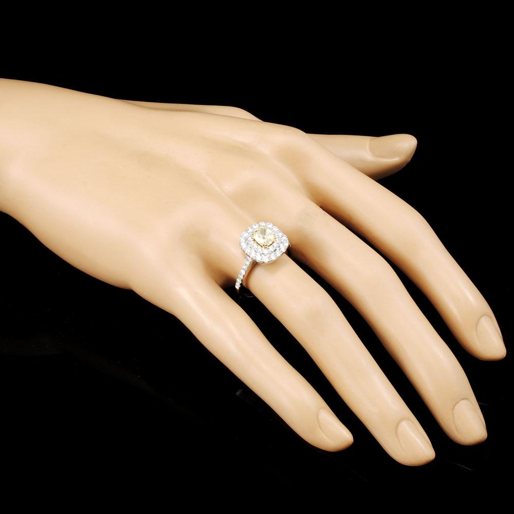 18K Gold 1.52ctw Fancy Diamond Ring