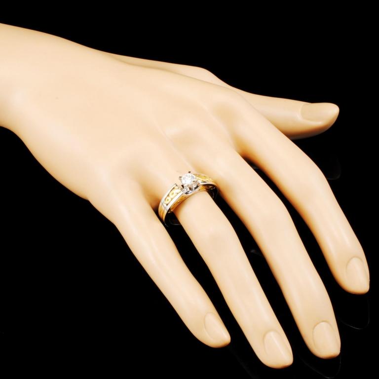 18K Gold 0.35ctw Diamond Ring