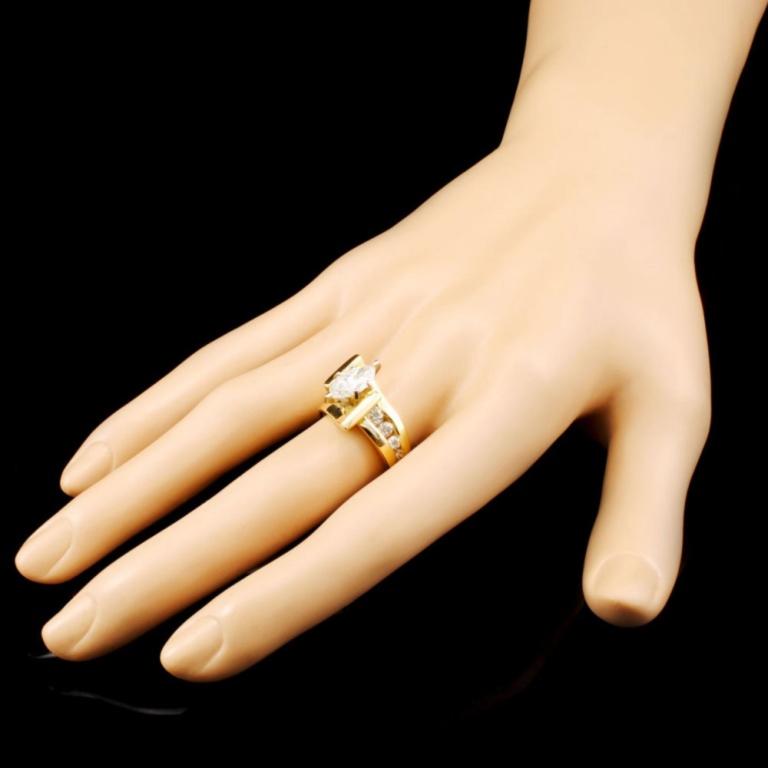 18K Gold 1.60ctw Diamond Ring