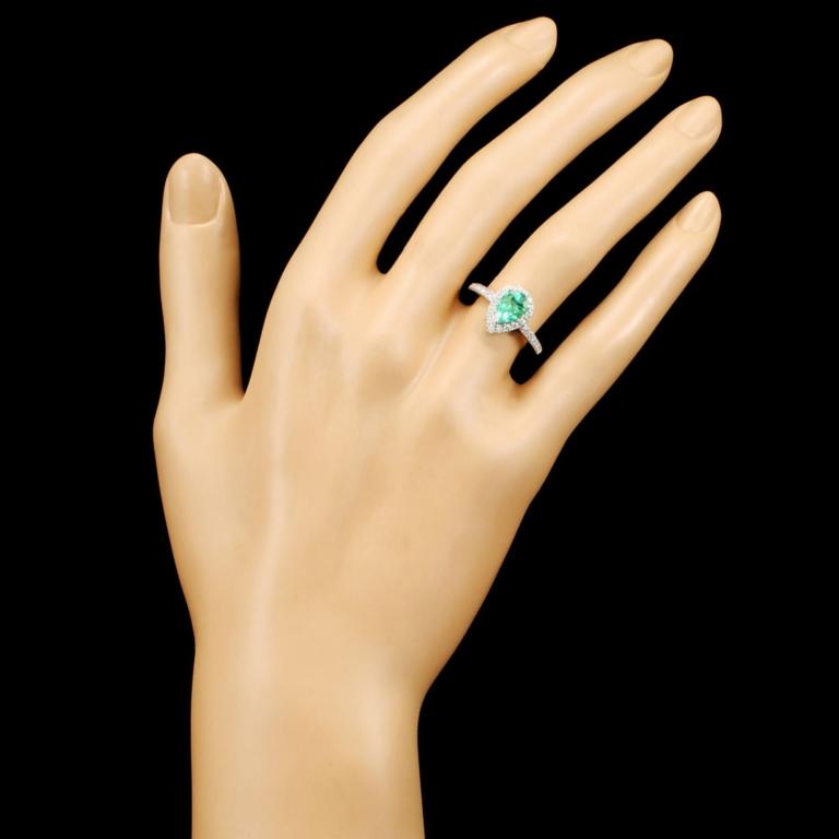 14K Gold 0.97ct Emerald & 0.29ctw Diamond Ring