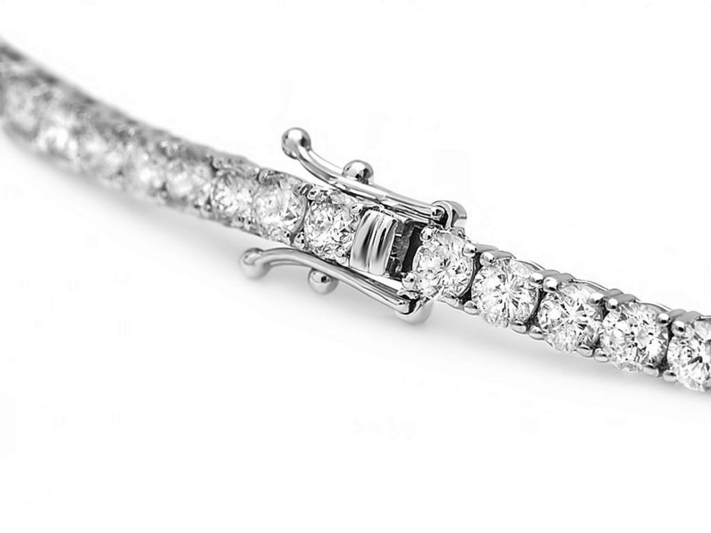 ^18k White Gold 8.00ct Diamond Bracelet