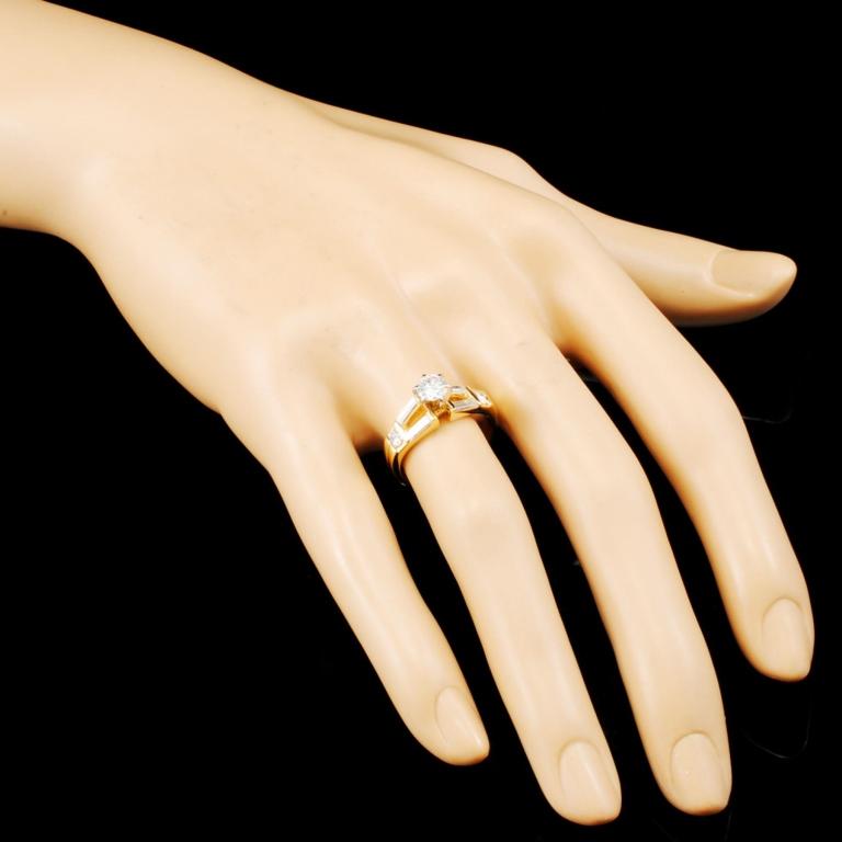 14K Gold 0.89ctw Diamond Ring