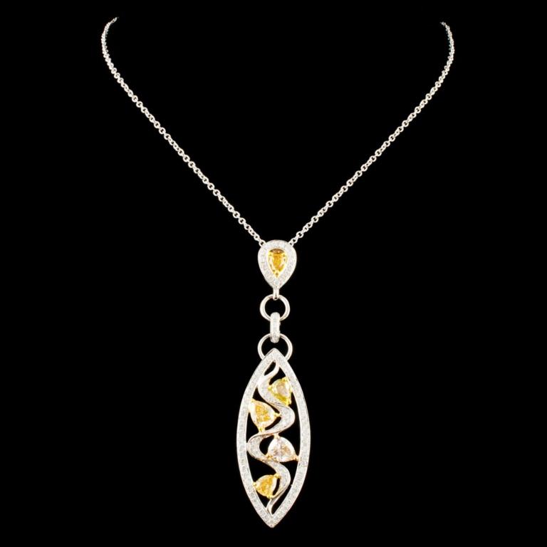 18K Gold 1.81ctw Diamond Pendant