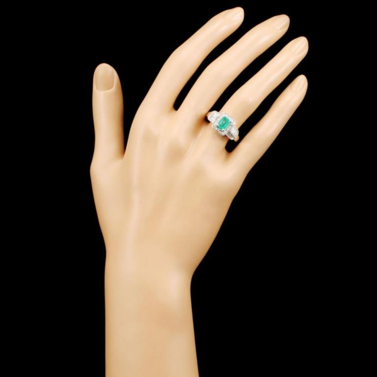 14K Gold 0.90ct Emerald & 0.57ctw Diamond Ring
