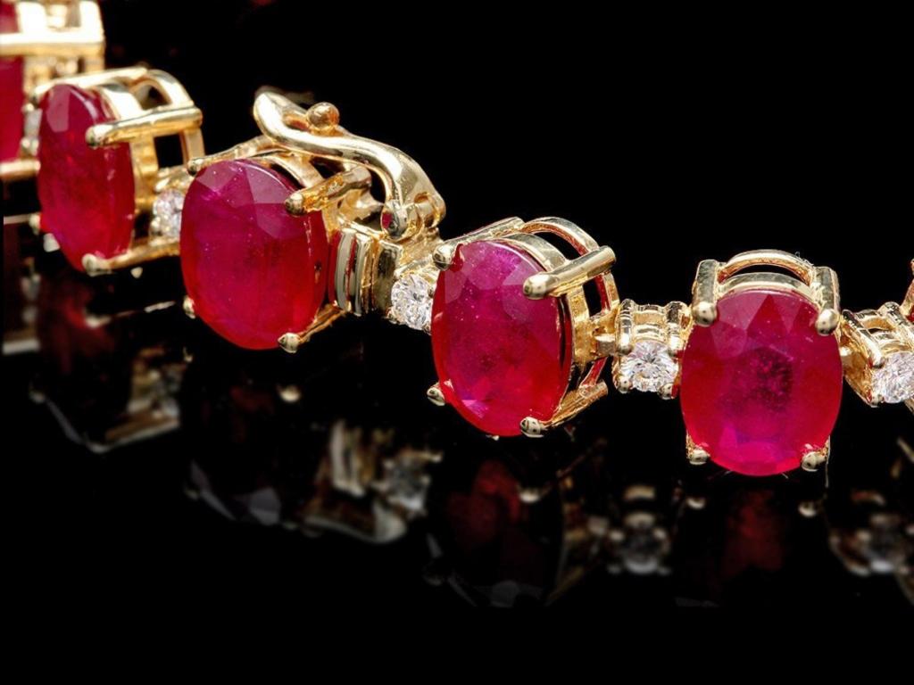 14k Gold 45.00ct Ruby & 1.00ct Diamond Bracelet