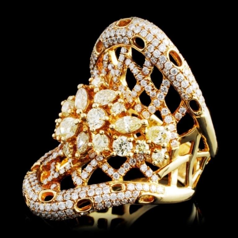 18K Gold 2.99ctw Fancy Diamond Ring