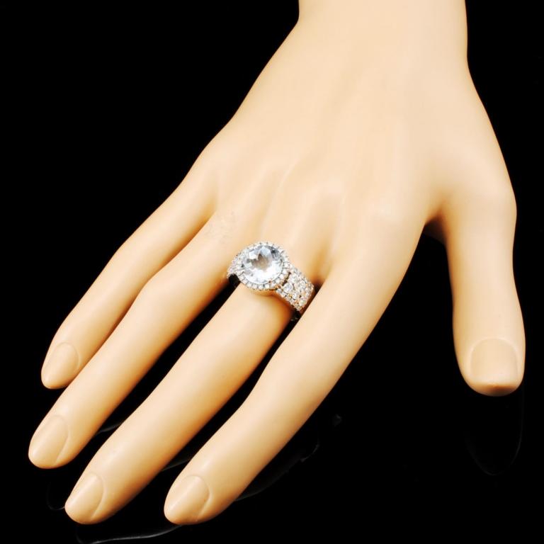 18K Gold 2.94ctw Aquamarine & 1.17ctw Diamond Ring