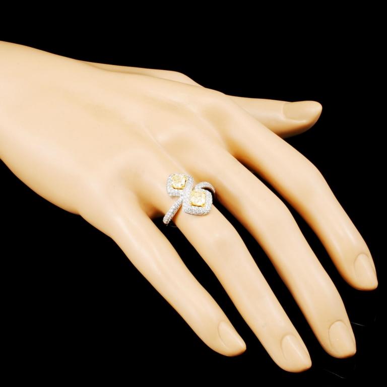 18K Gold 2.05ctw Fancy Diamond Ring