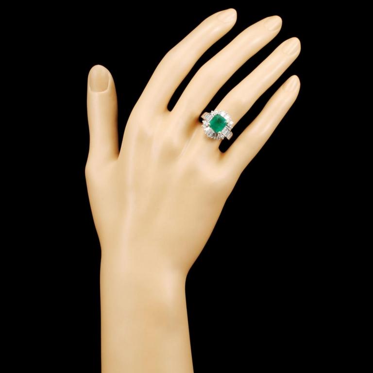 14K Gold 2.45ct Emerald & 1.54ctw Diamond Ring