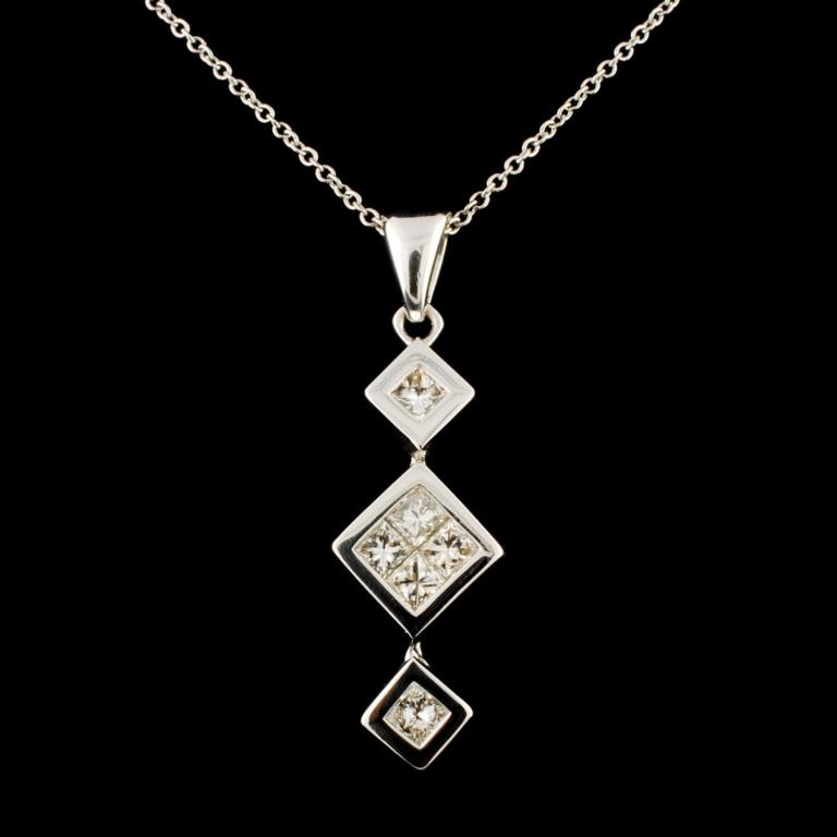 14K Gold 0.64ctw Diamond Pendant