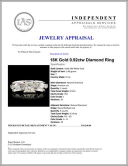 18K Gold 0.92ctw Diamond Ring