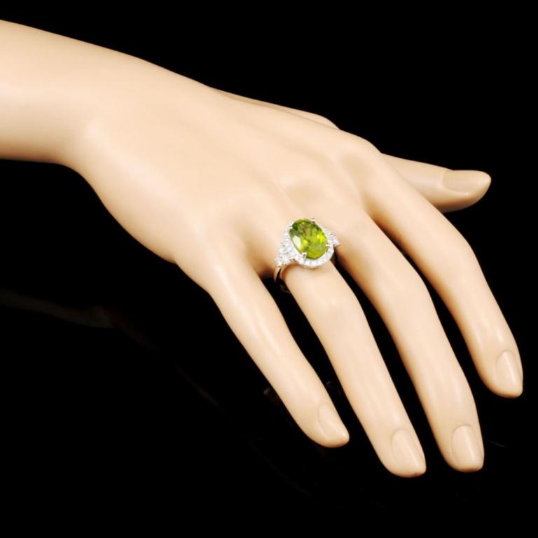 14K Gold 5.95ct Peridot & 0.88ctw Diamond Ring