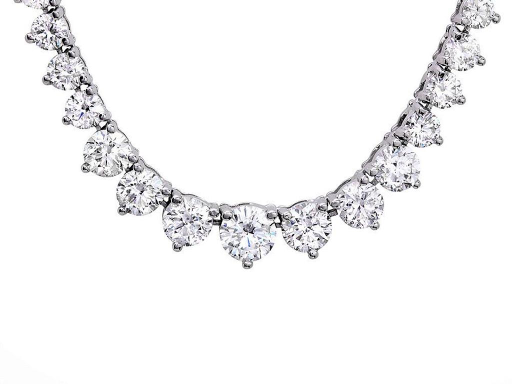 18k White Gold 9.50ct Diamond Necklace