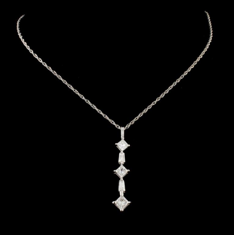 14K White Gold 0.85ctw Diamond Pendant