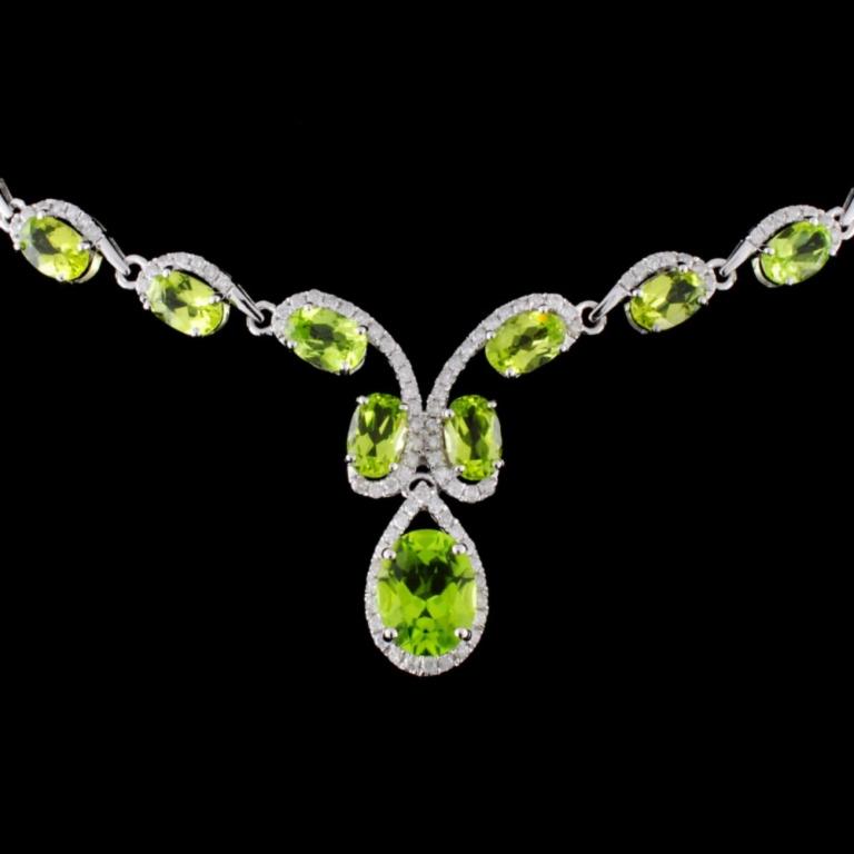 14K Gold 21.61ctw Peridot & 2.20ctw Diamond Neckla