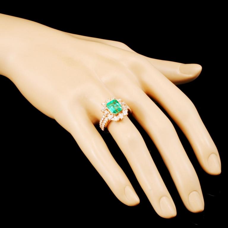 18K Gold 2.26ct Emerald & 1.11ctw Diamond Ring