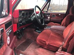 1989 Chevrolet Suburban- nly 11,000 miles since Professionally Restored