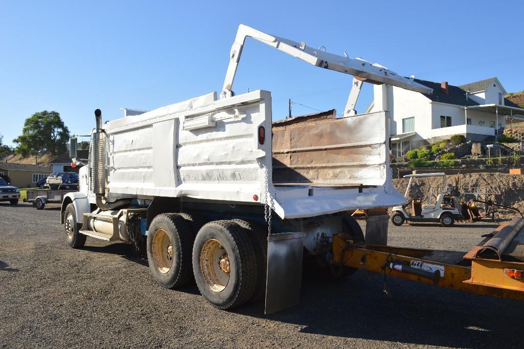 1987 Freightliner Dump Truck,