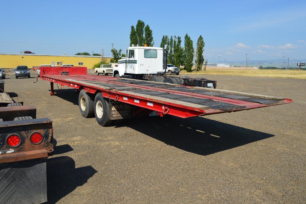 Diamond Plate Beavertail Flatbed Trailer