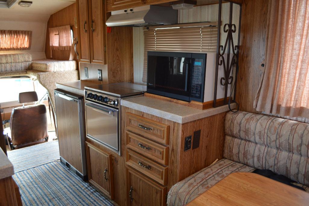 1986 Dolphin Motor Home