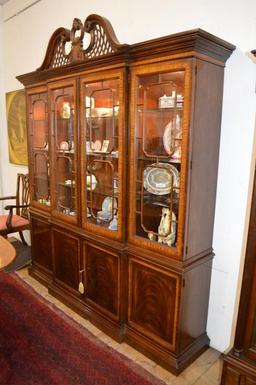 Drexel Heirloom Illuminated China Cabinet, Glass Shelves