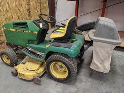 John Deere 285 Riding Mower w/ Power Flow Bagger