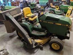 John Deere 285 Riding Mower w/ Power Flow Bagger