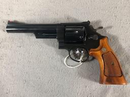 Smith & Wesson Model 25 Revolver .45 Colt Ctg. S/N N660252 MDC 25 - 5