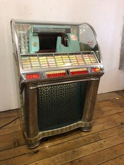 De Luxe Hi-Fidelity Seeburg Select-O-Matic 100 Jukebox