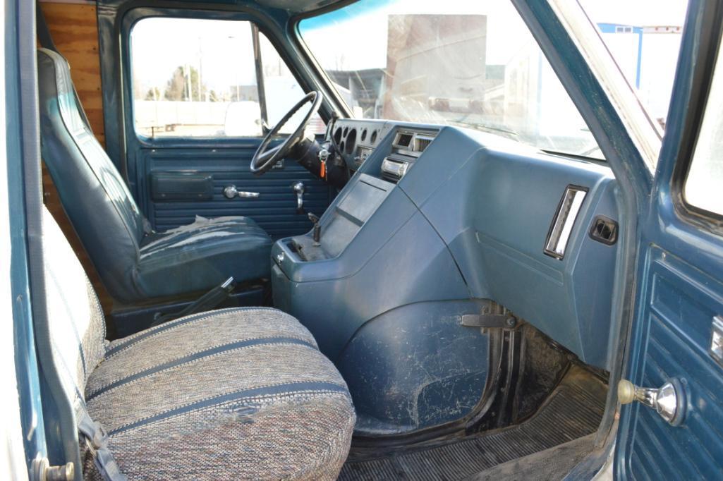 1991 Chevrolet Van 30