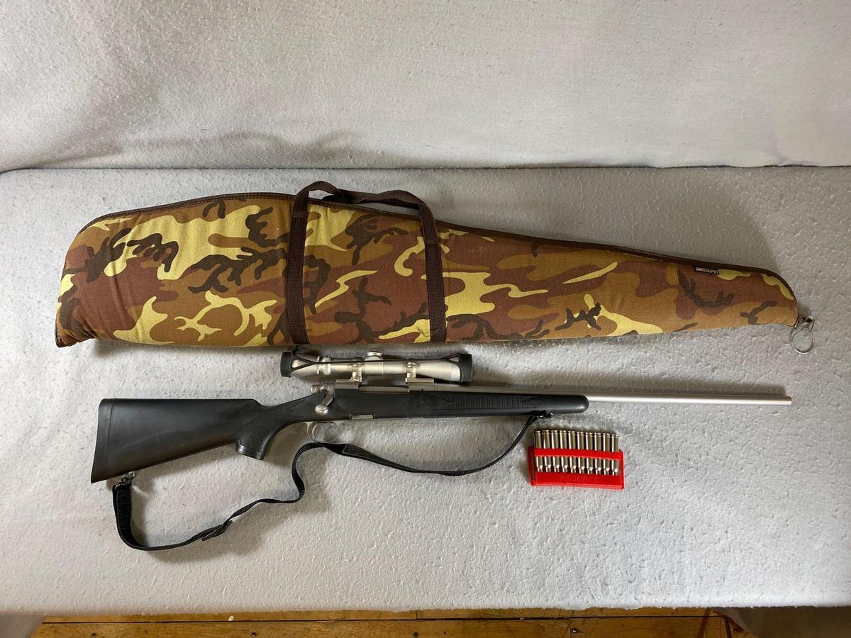 Remington Model 700, .300 Winchester Mag. Bolt Action Rifle w/ Leupold 3X9 Vari-X-II