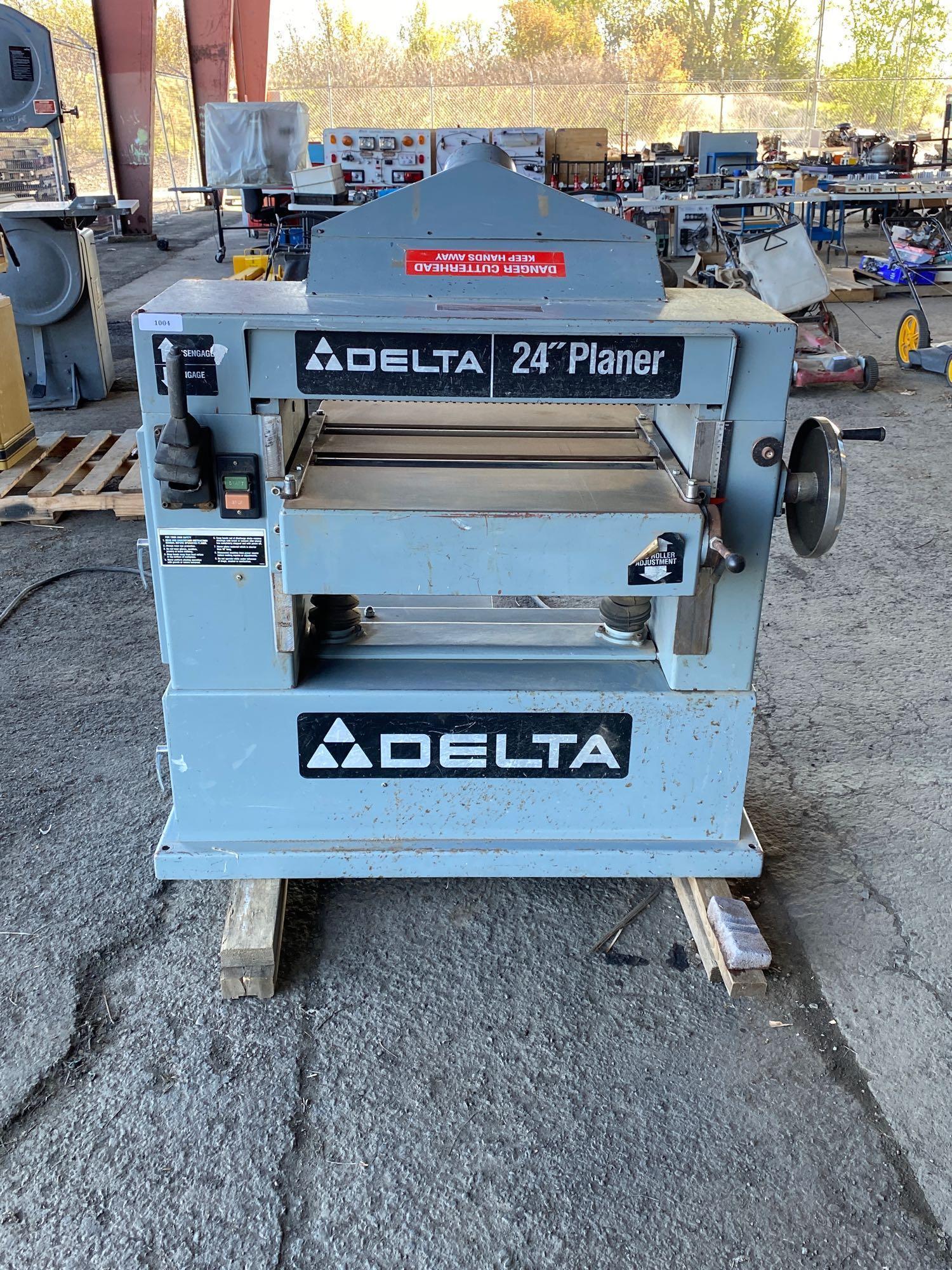 Delta 22-470 24" Planer