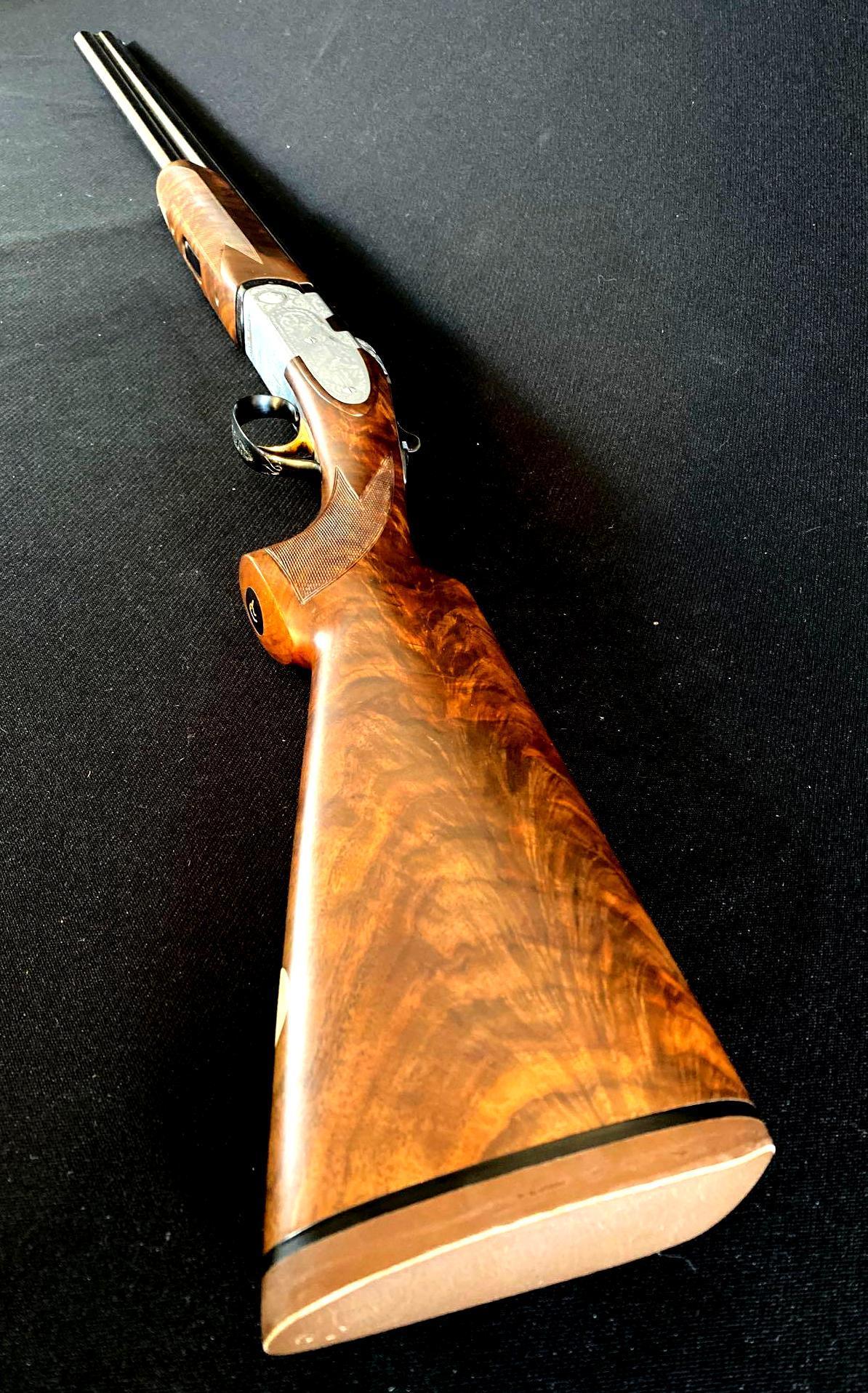 Beretta Ducks Unlimited Special Edition Model 687DU 20-Ga Over Under Break Action Shotgun w/ Case