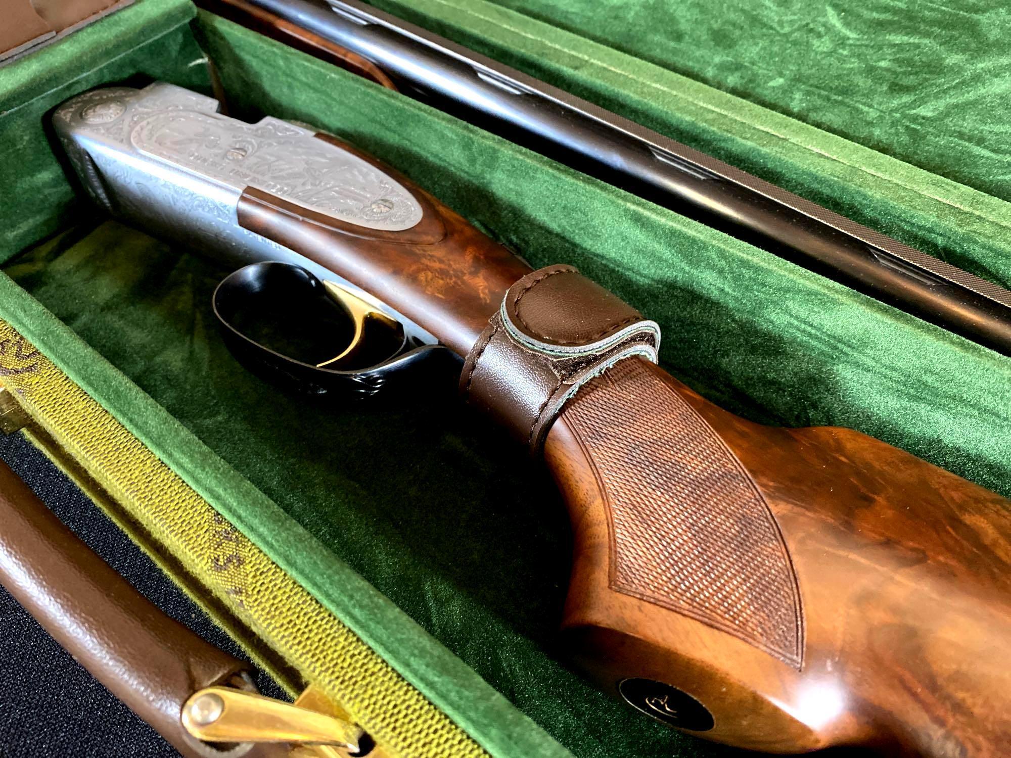 Beretta Ducks Unlimited Special Edition Model 687DU 20-Ga Over Under Break Action Shotgun w/ Case