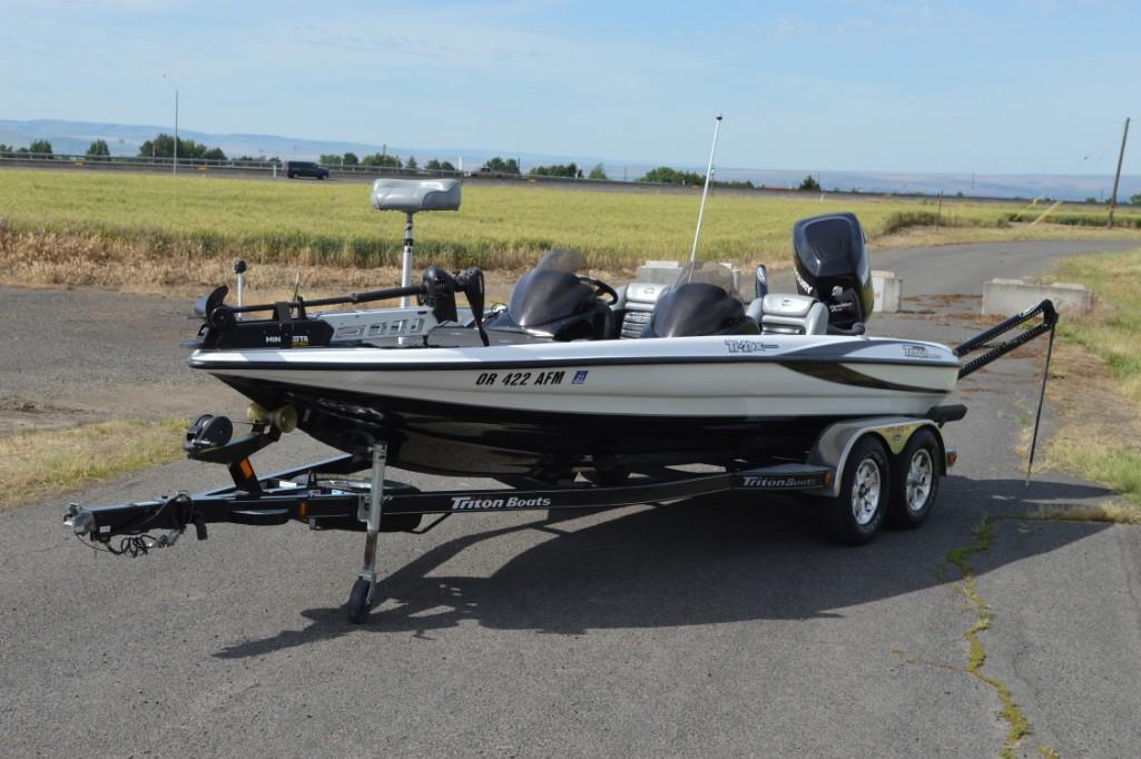 2007 Triton TR-21X High Performance Dual Console Bass Boat & Marine Master Trailer