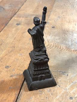 Vintage Cast Iron " Statue Of Liberty" Bank