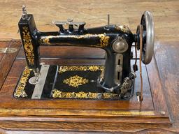 Roberts Treadle Sewing Machine w/Table