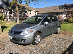 2010 Nissan Versa hatchback