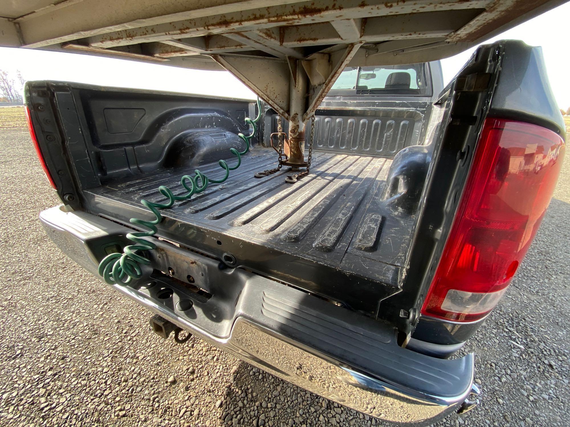 2003 Dodge Ram 2500 Extended Cab/4-Door 4X4 Pickup Truck