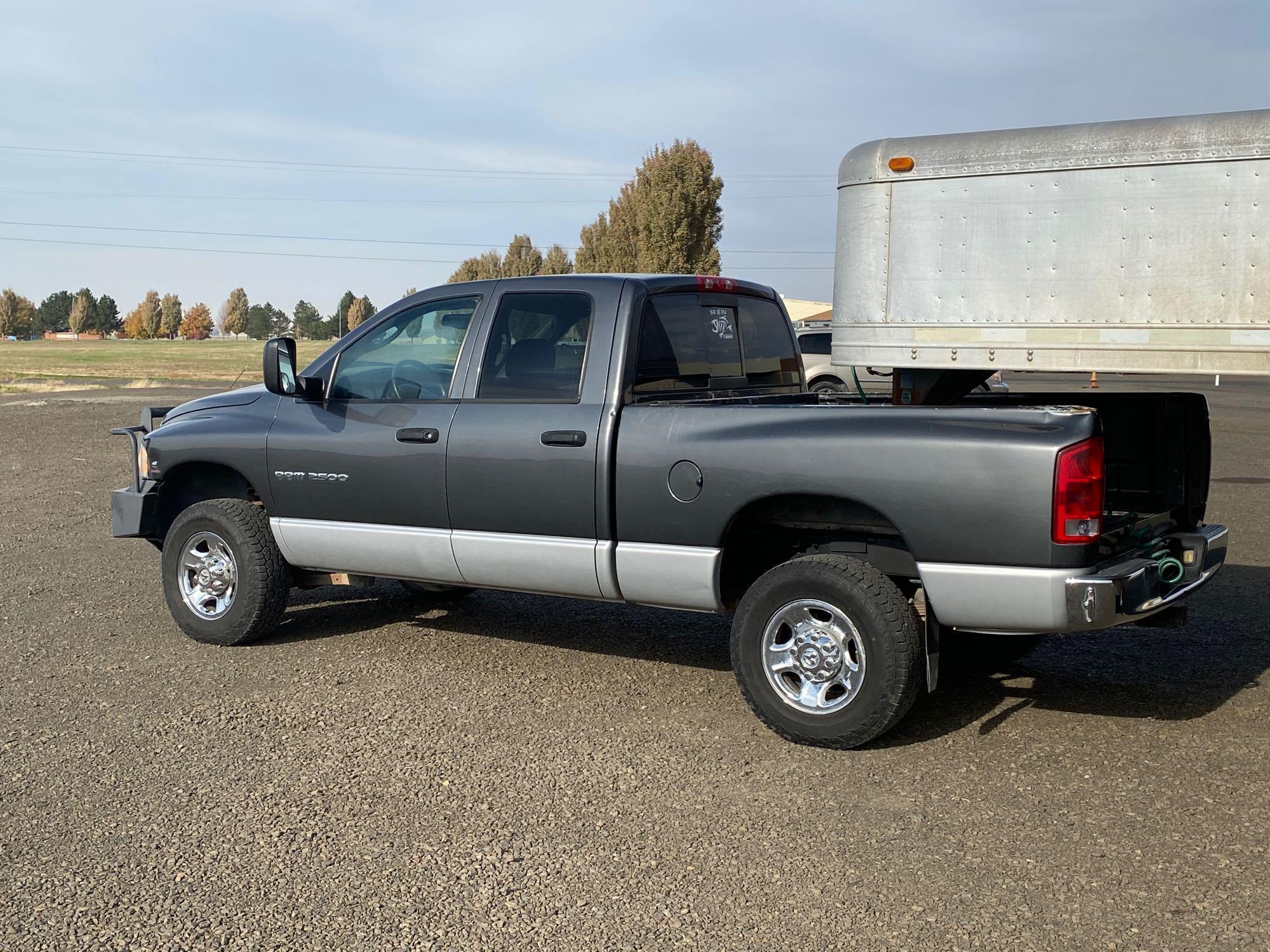 2003 Dodge Ram 2500 Extended Cab/4-Door 4X4 Pickup Truck