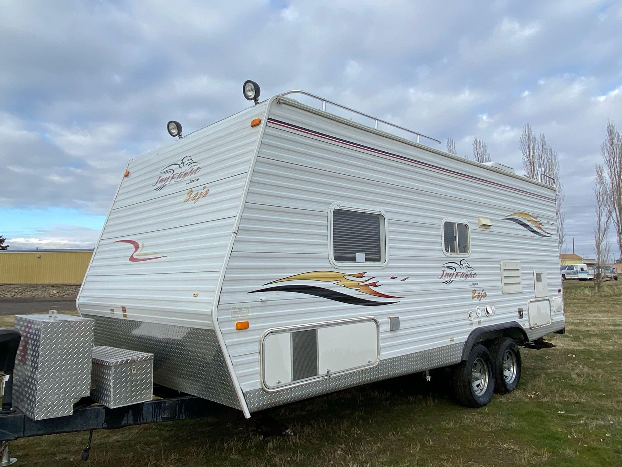 2005 Jayco Jayflight 23 Baja Layout Tandem Axle Travel Trailer 24'7"