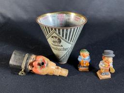 Kinsarvik Wood Carved Figurines, Musical Hand Carved Pour Spout, GWG Messbecher Measuring Cup