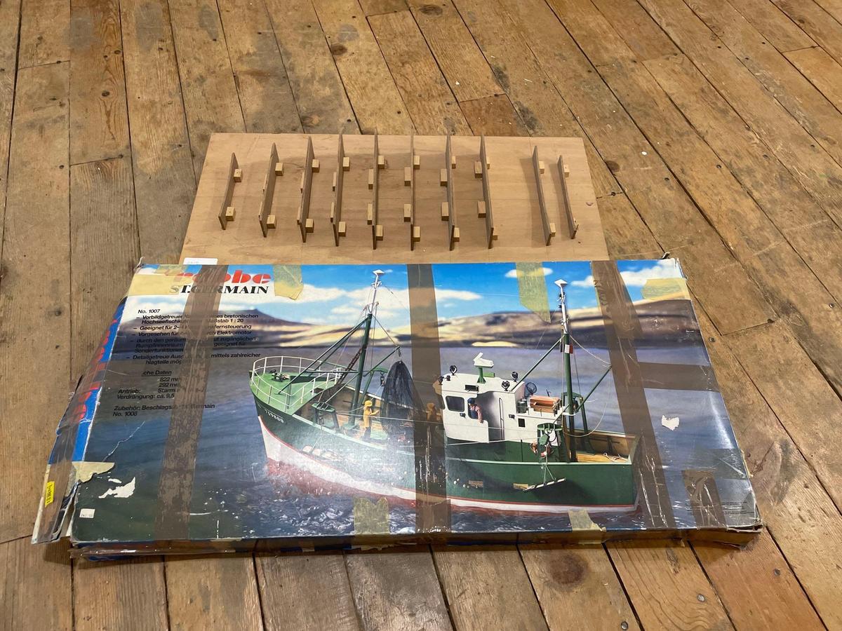 Robbe St. German model boat