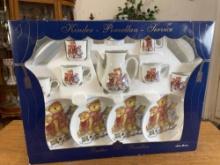 Vintage Signed Reutter Porzellan Denkendorf Germany Teddys Spielstunde Tea Set Never Opened