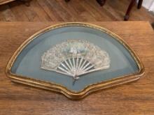 Vintage Japanese style fan w/ gold painted hanging case