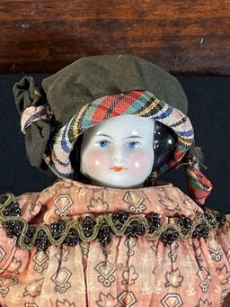 13" antique China Head doll w/ Cloth Body