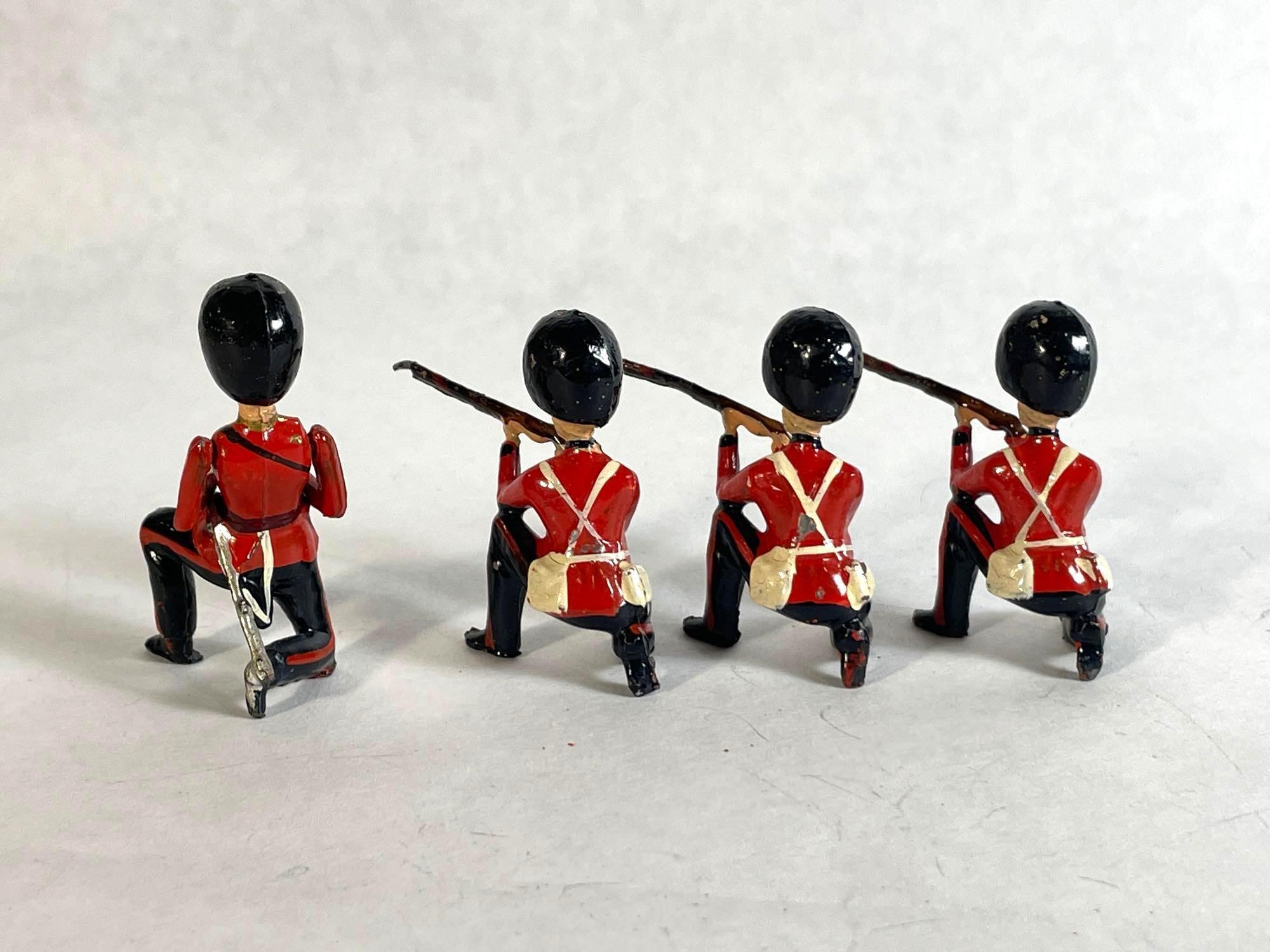 Britain 8-Pc Lead Figurines