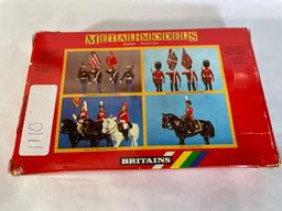 (2) Britain soldier lead figurine drum & bugle 4pc sets