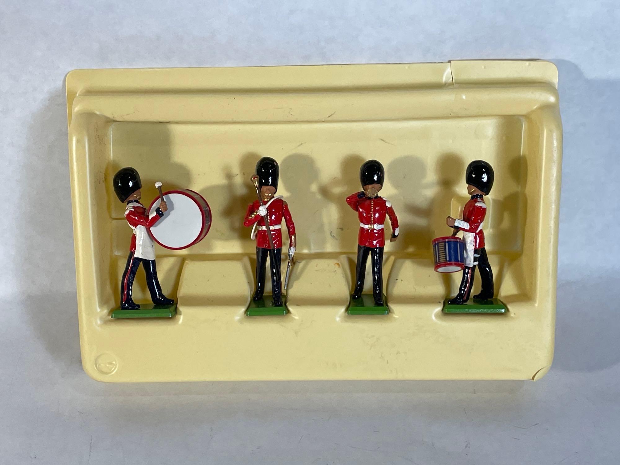 (2) Britain soldier lead figurine drum & bugle 4pc sets