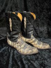 Men's Lucchese caiman leather western style boots.